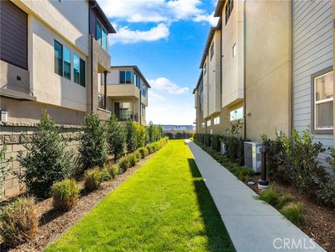 1582  Topeka Ave Unit 3  , Placentia, CA