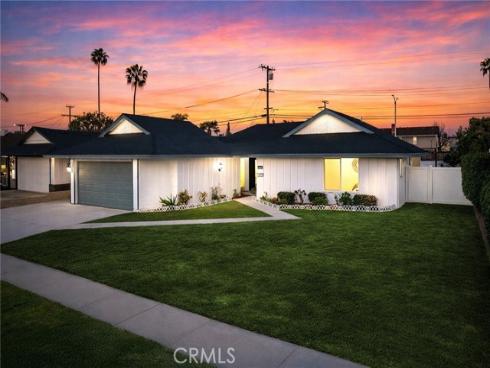 1714  Kingston  , Placentia, CA