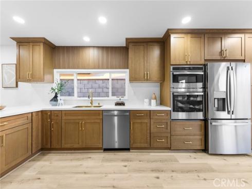 1714  Kingston  , Placentia, CA