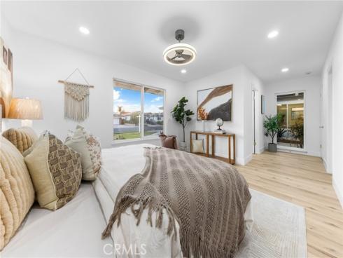 1714  Kingston  , Placentia, CA