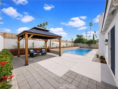 1714  Kingston  , Placentia, CA