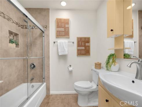 904  Aquamarine  , Placentia, CA