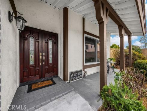 549  Fordham  , Placentia, CA