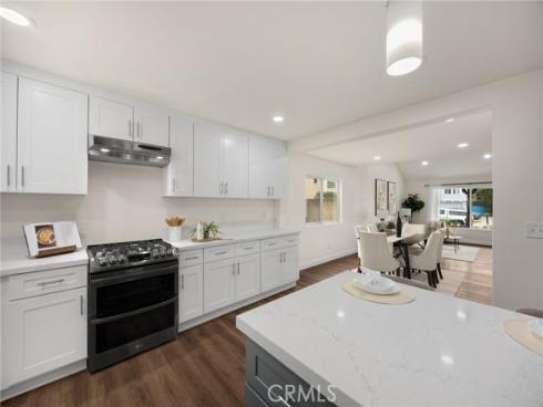 549  Fordham  , Placentia, CA