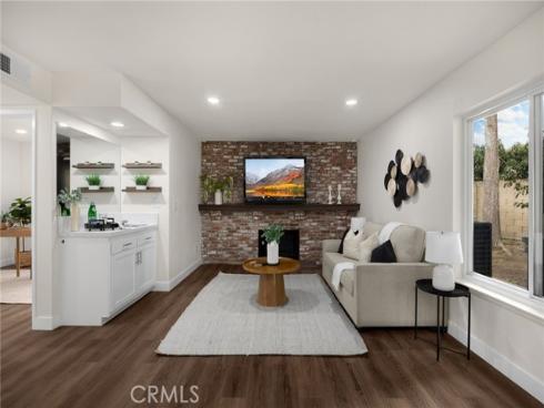 549  Fordham  , Placentia, CA