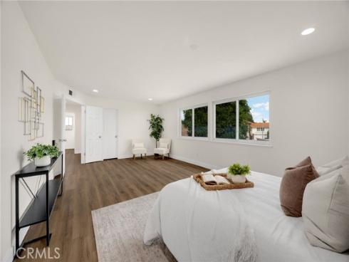 549  Fordham  , Placentia, CA