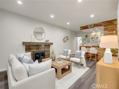 180  Horseshoe  , Placentia, CA