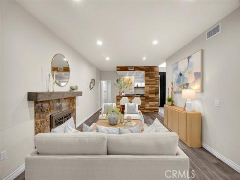 180  Horseshoe  , Placentia, CA