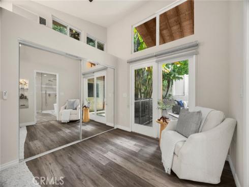 180  Horseshoe  , Placentia, CA