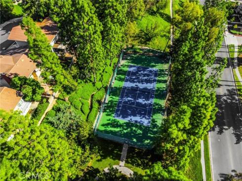 180  Horseshoe  , Placentia, CA