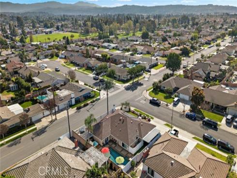 1355  Montevideo  , Placentia, CA