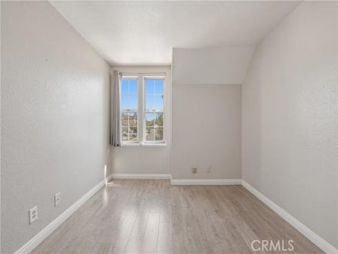 1000  Henrietta  , Placentia, CA