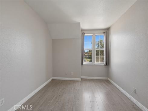 1000  Henrietta  , Placentia, CA