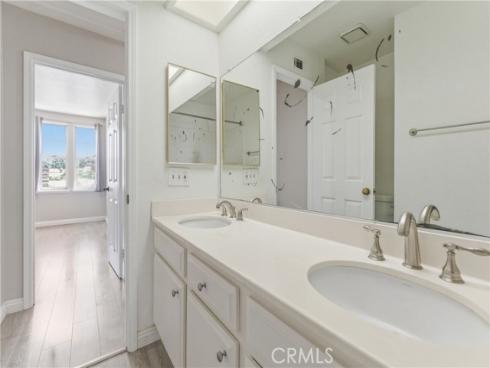 1000  Henrietta  , Placentia, CA