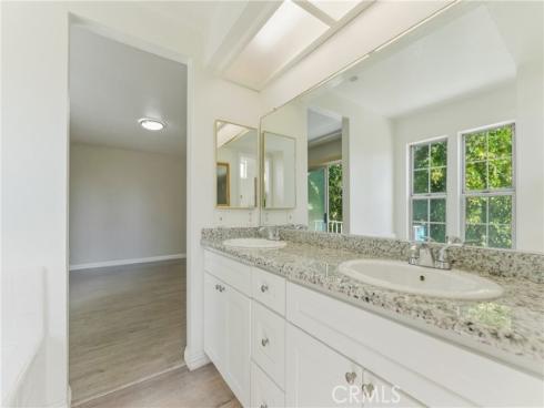 1000  Henrietta  , Placentia, CA