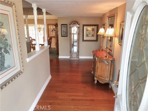 1819  Cambridge  , Placentia, CA