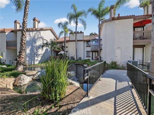 304  Molokai  , Placentia, CA