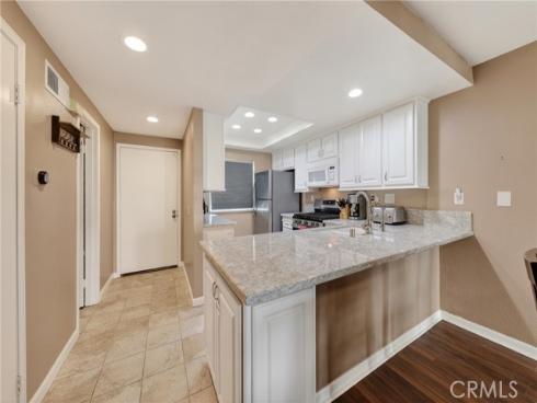 304  Molokai  , Placentia, CA