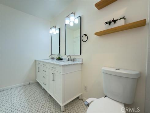 940  Cypress  , Placentia, CA