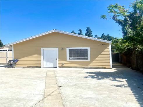 940  Cypress  , Placentia, CA