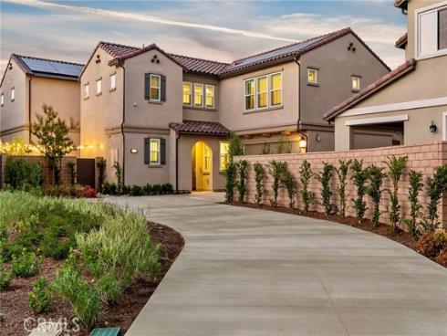 578  Patten  , Placentia, CA