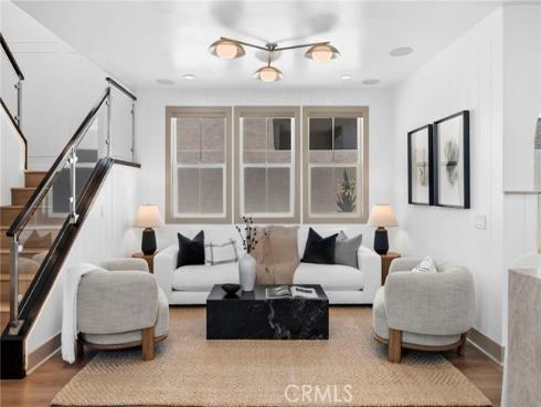 578  Patten  , Placentia, CA