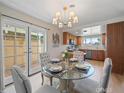 1384  Roxborough  , Placentia, CA