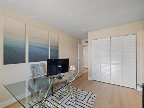 1384  Roxborough  , Placentia, CA