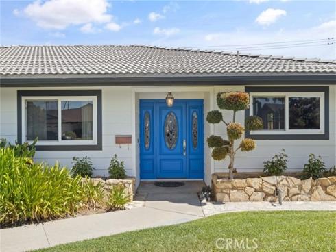 1384  Roxborough  , Placentia, CA