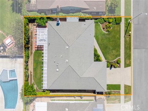 1384  Roxborough  , Placentia, CA