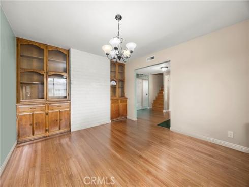 718  Kenoak  , Placentia, CA