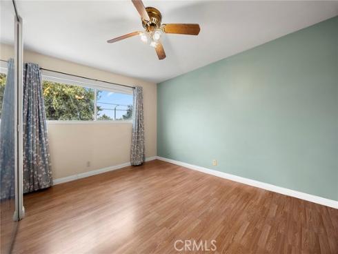 718  Kenoak  , Placentia, CA