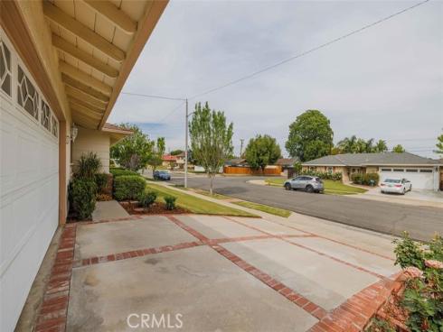 1743  Hamer  , Placentia, CA