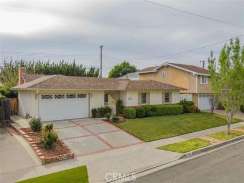 1743  Hamer  , Placentia, CA