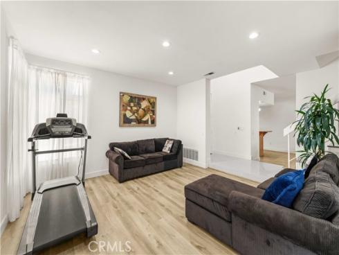 163  Saddle  , Placentia, CA