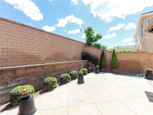 312  Collard  , Placentia, CA