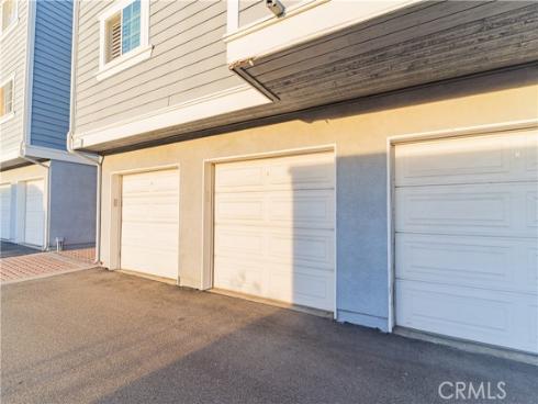 101 S Lakeview  101E , Placentia, CA