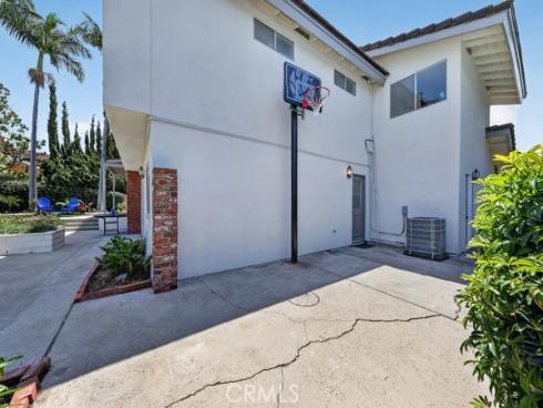 1630 Salmon River , Placentia, CA