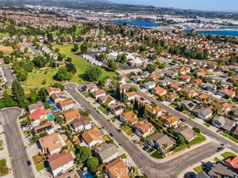512 Loyola , Placentia, CA