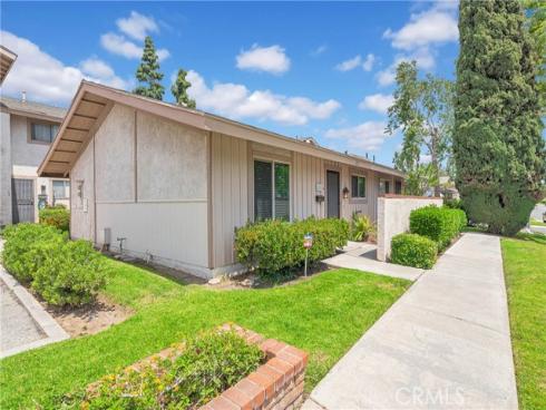 121 Doverfield 61 Drive, Placentia, CA
