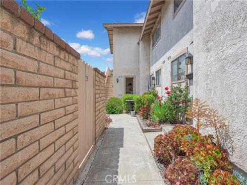 121 Doverfield 61 Drive, Placentia, CA