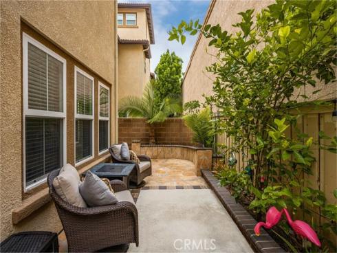 253 E Santa Fe Court, Placentia, CA