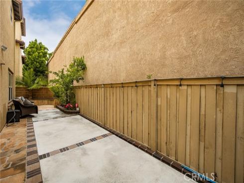 253 E Santa Fe Court, Placentia, CA