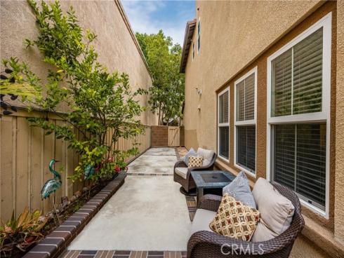 253 E Santa Fe Court, Placentia, CA