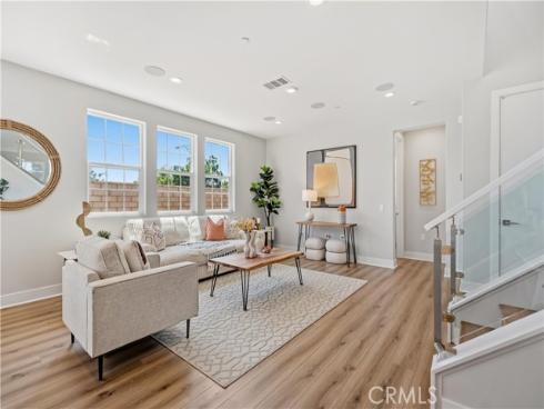575 Patten Avenue , Placentia, CA