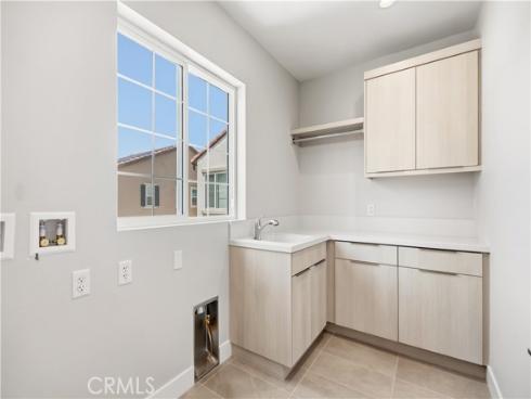 575 Patten Avenue , Placentia, CA