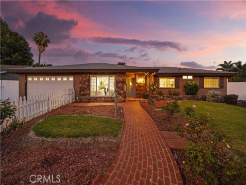 1548  Olympic  , Placentia, CA