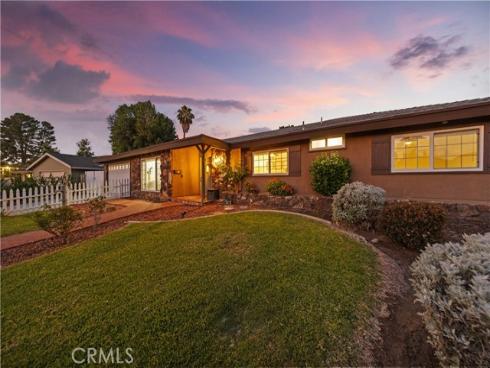 1548  Olympic  , Placentia, CA