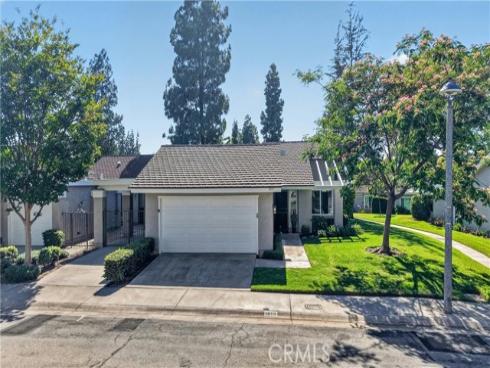 1213 Woodside , Placentia, CA