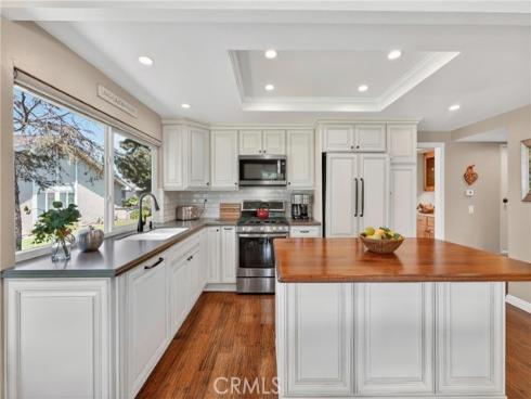 1213 Woodside , Placentia, CA